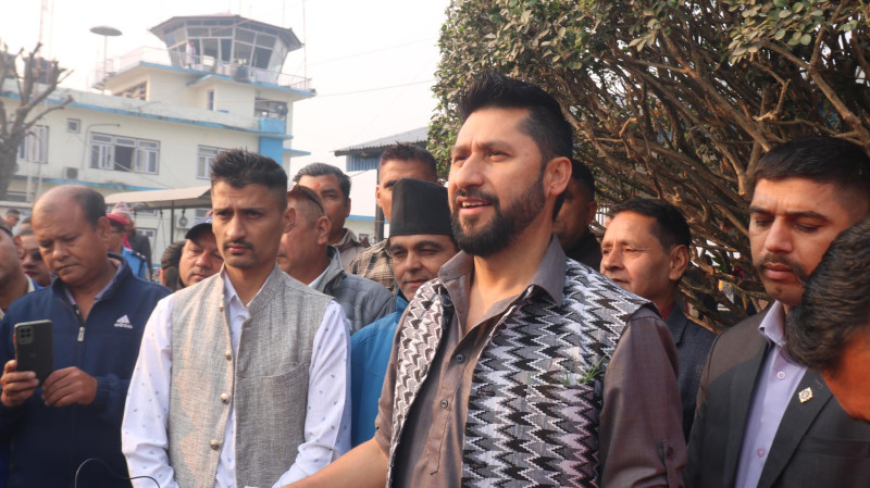 रवि लामिछाने भन्छन्– सरकारमा जाने तयारी छैन, परिस्थिति मूल्याङ्कन गर्दैछाैँ